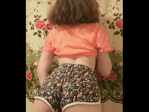 ❤️ מותק צעיר סקסי פושט את המכנסיים הקצרים במצלמה ❤️ פורנו אנאלי ב-iw.pornmega.ru ☑